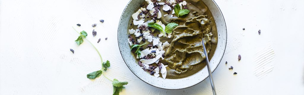 New Recipe: Choc Mint Smoothie Bowl